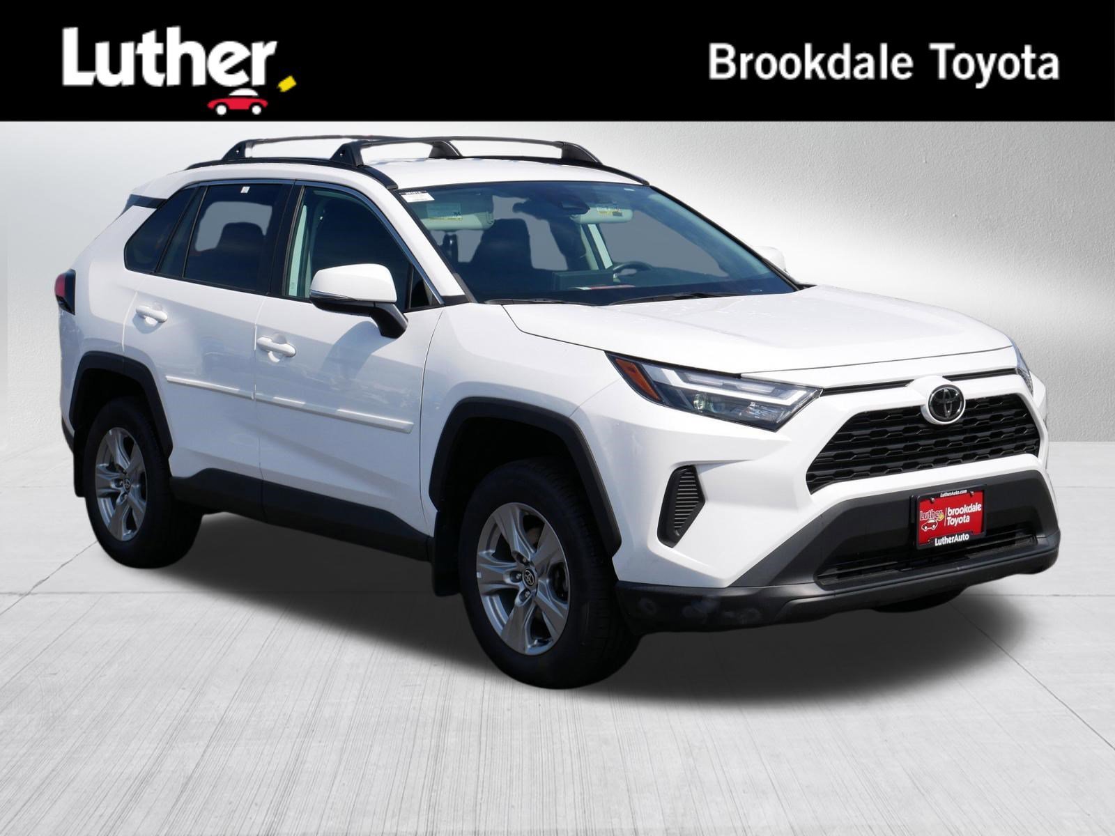 2023 Toyota RAV4 XLE AWD's photo