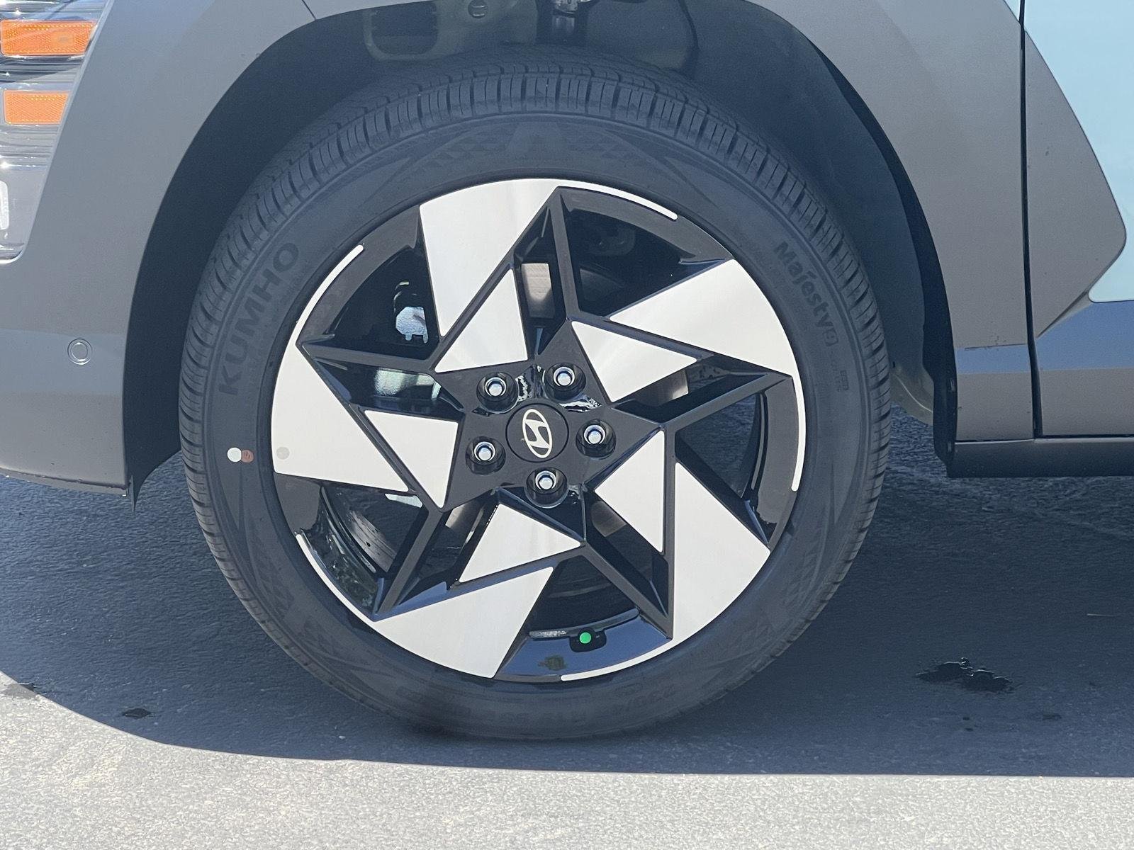 New 2026 Mirage Green Hyundai Limited AWD image 13