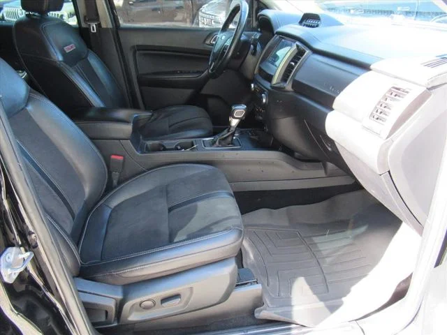 Used 2022 Black Ford Lariat image 12