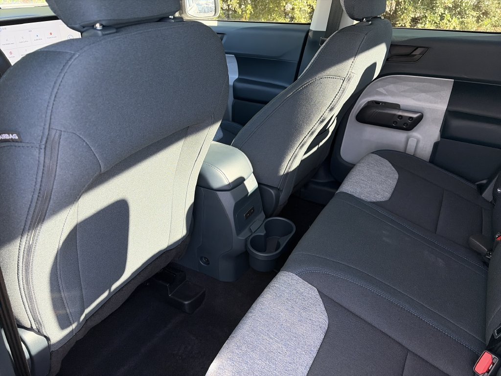 New 2026 Oxford White Ford XLT image 28