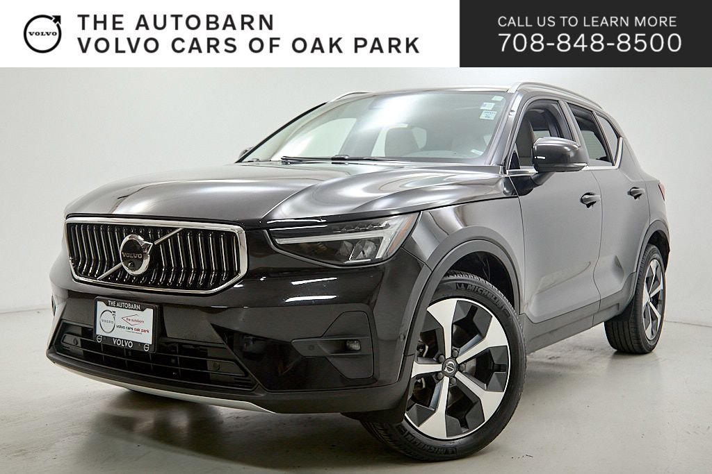 2023 Volvo XC40 Plus