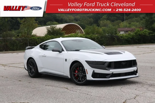 2026 Ford Mustang Dark Horse