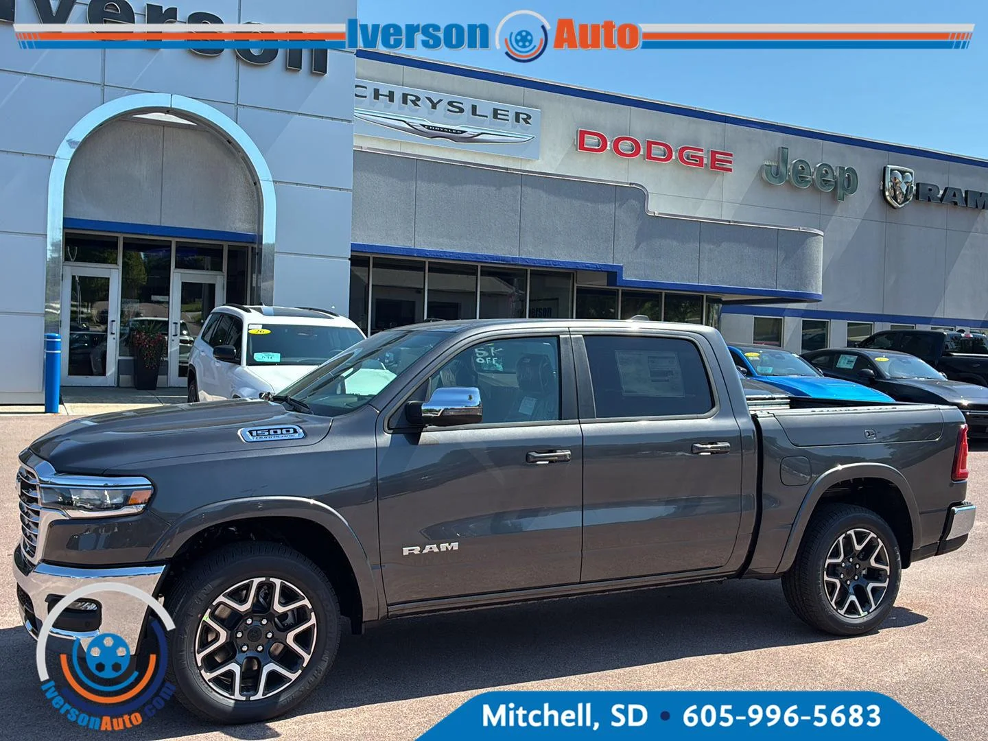 New 2027 Granite Crystal Metallic Clearcoat Ram Laramie image 5