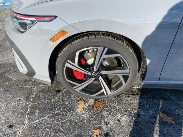 New 2026 Moonstone Gray Volkswagen 2.0T SE image 22