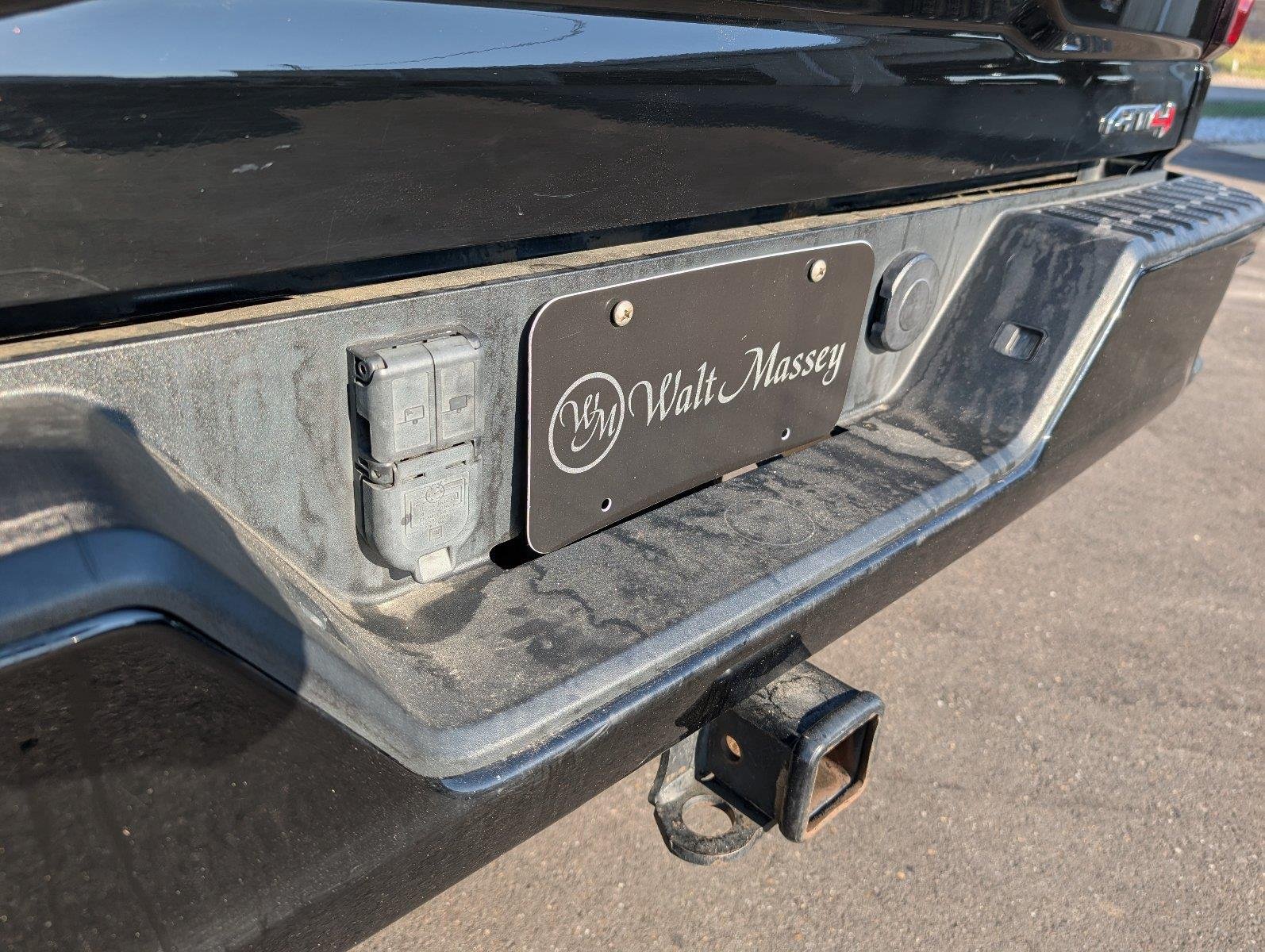 Used 2022 ONYX BLACK GMC AT4 image 37