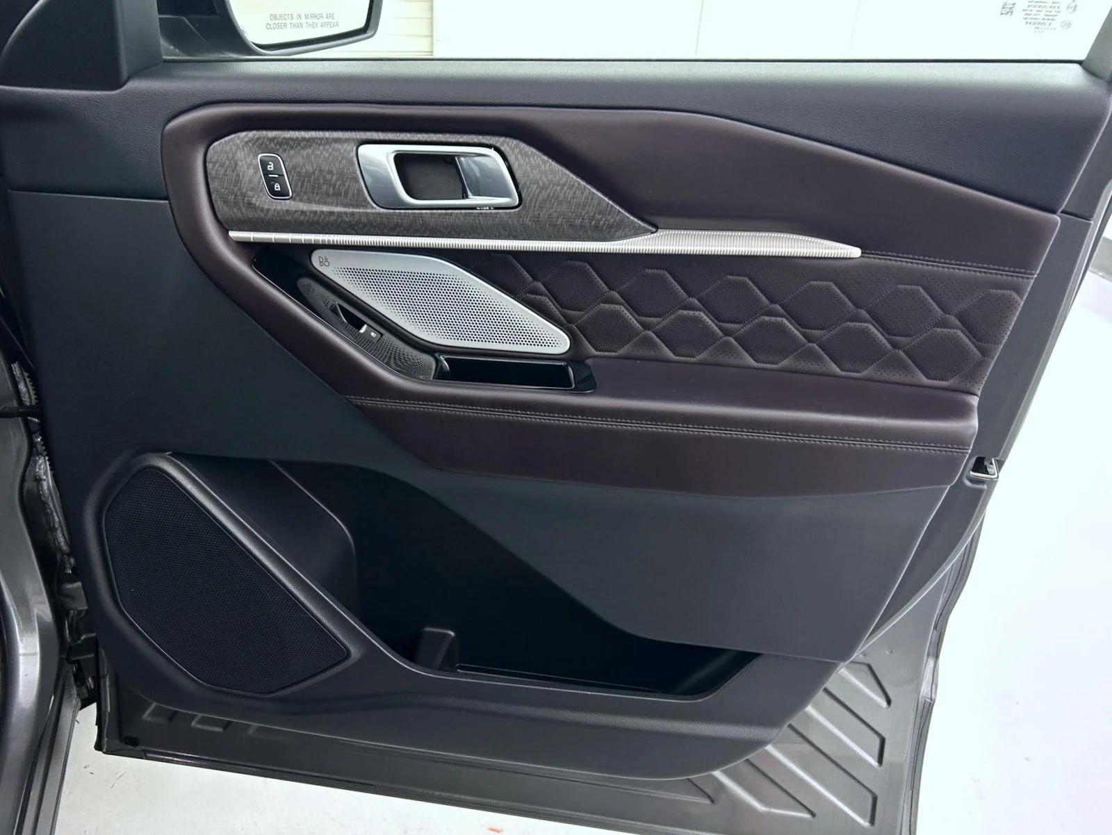 Used 2025 Gray Ford Platinum image 16
