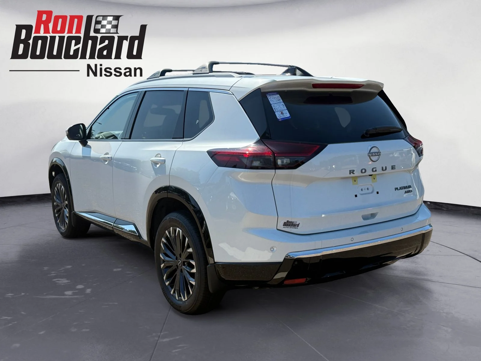 New 2026 Everest White Pearl Tricoat Nissan Platinum image 4
