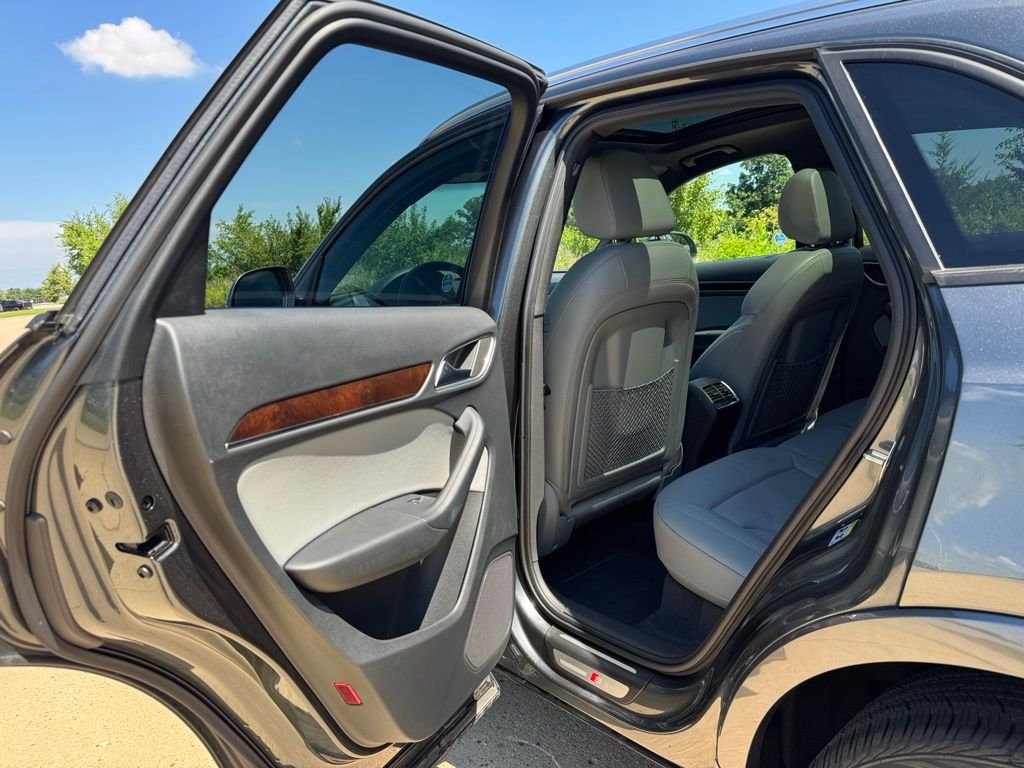 Used 2018 Gray Audi 2.0T Premium image 26