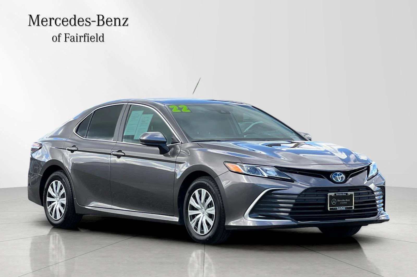 Used 2022 Gray Toyota LE image 9