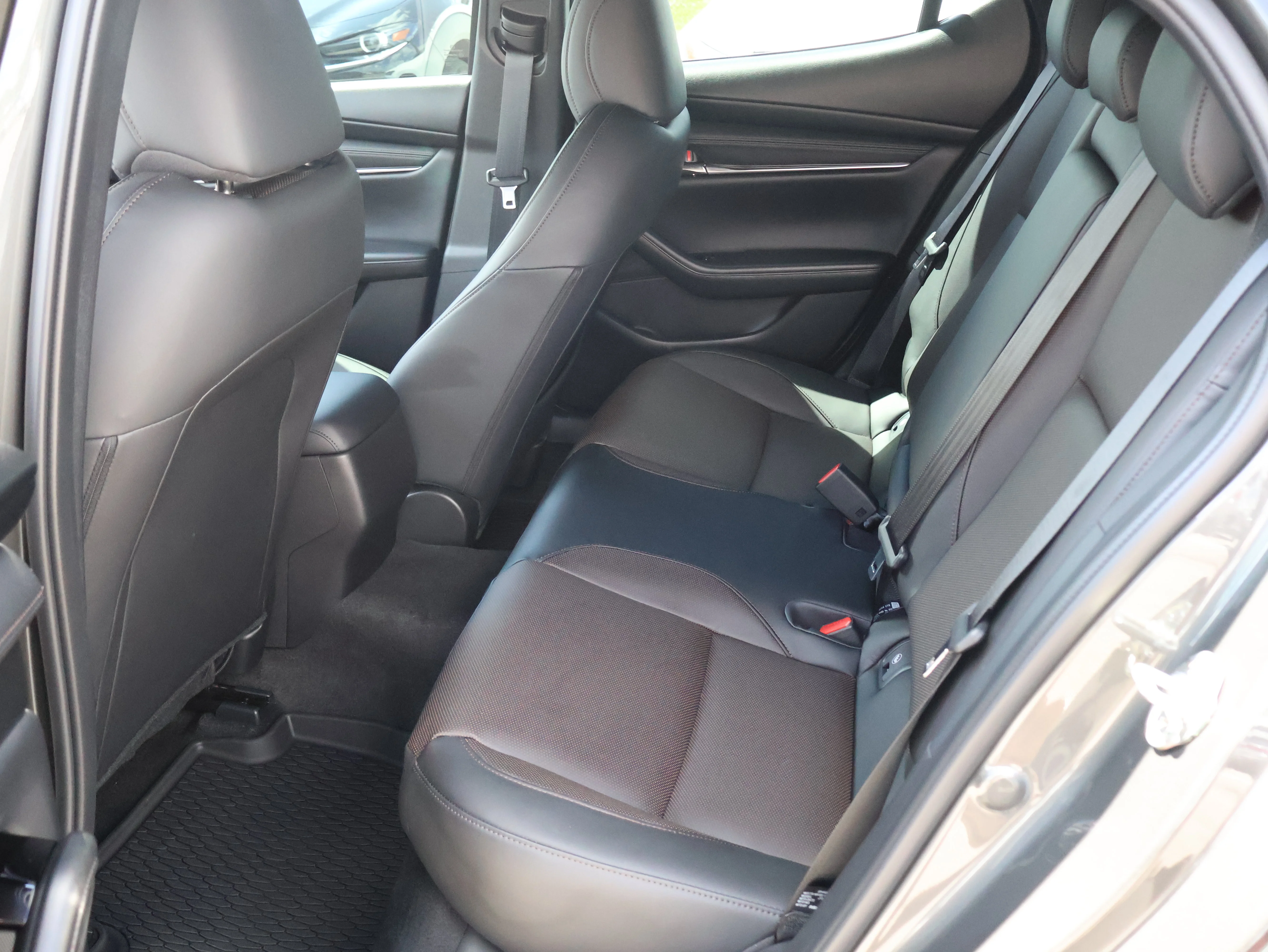 Used 2026 Machine Gray Metallic Mazda 2.5 Turbo Premium Plus image 20