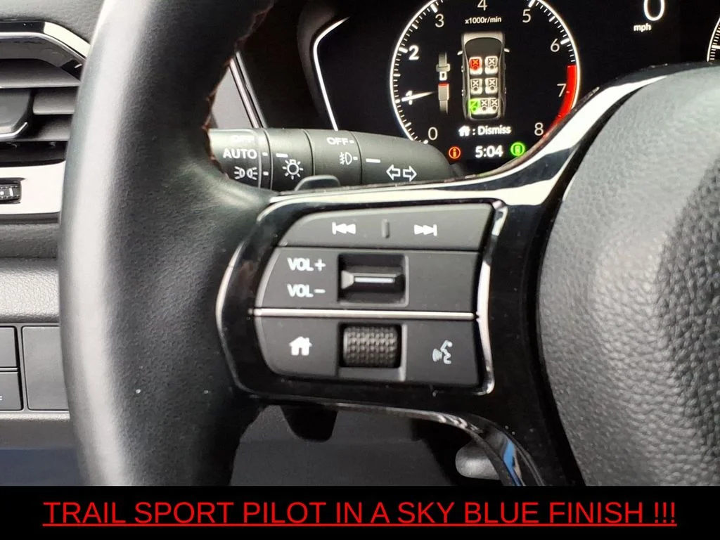 Used 2024 Blue Honda TrailSport image 19