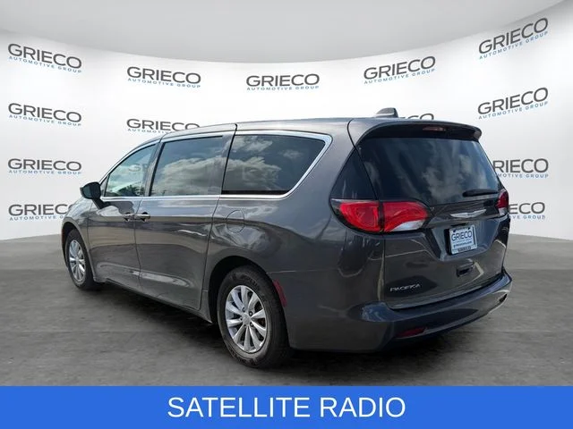 Used 2017 Gray Chrysler Touring image 5