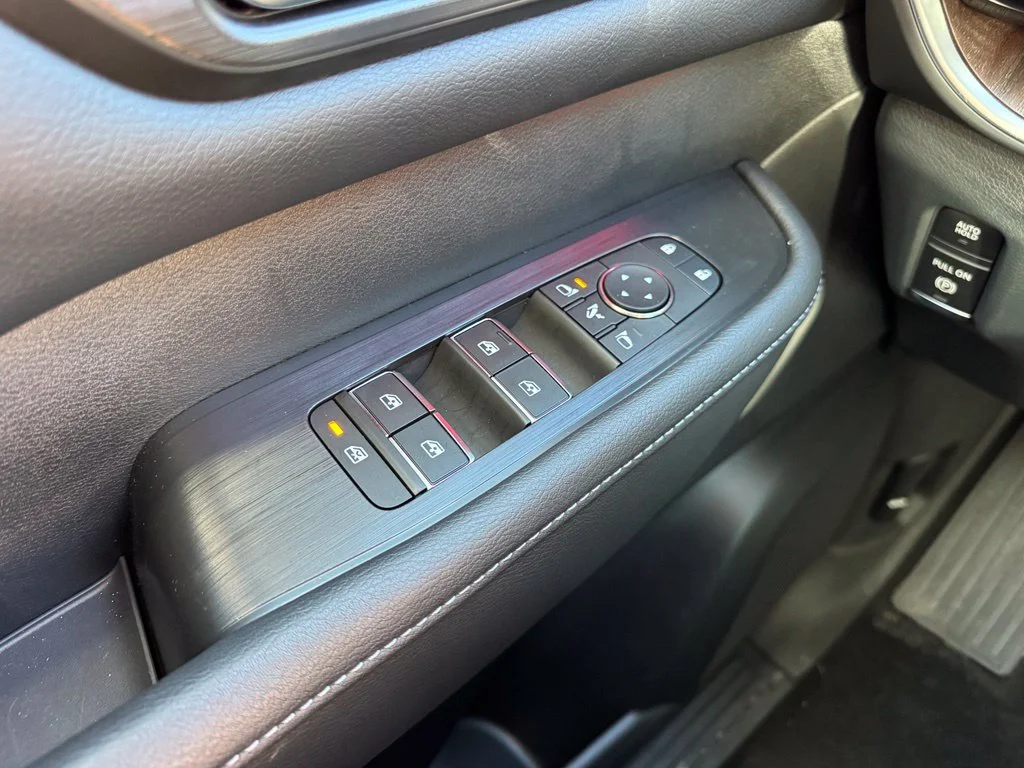 2026 Nissan Armada Platinum - Photo 28