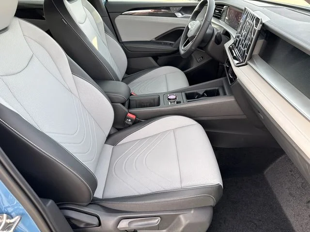 2026 Volkswagen Tiguan SE R-LINE BLACK - Photo 19