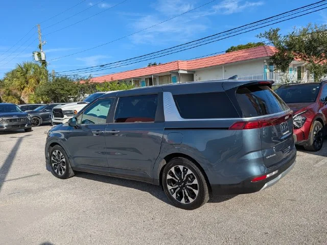 Used 2024 Blue Kia EX image 4