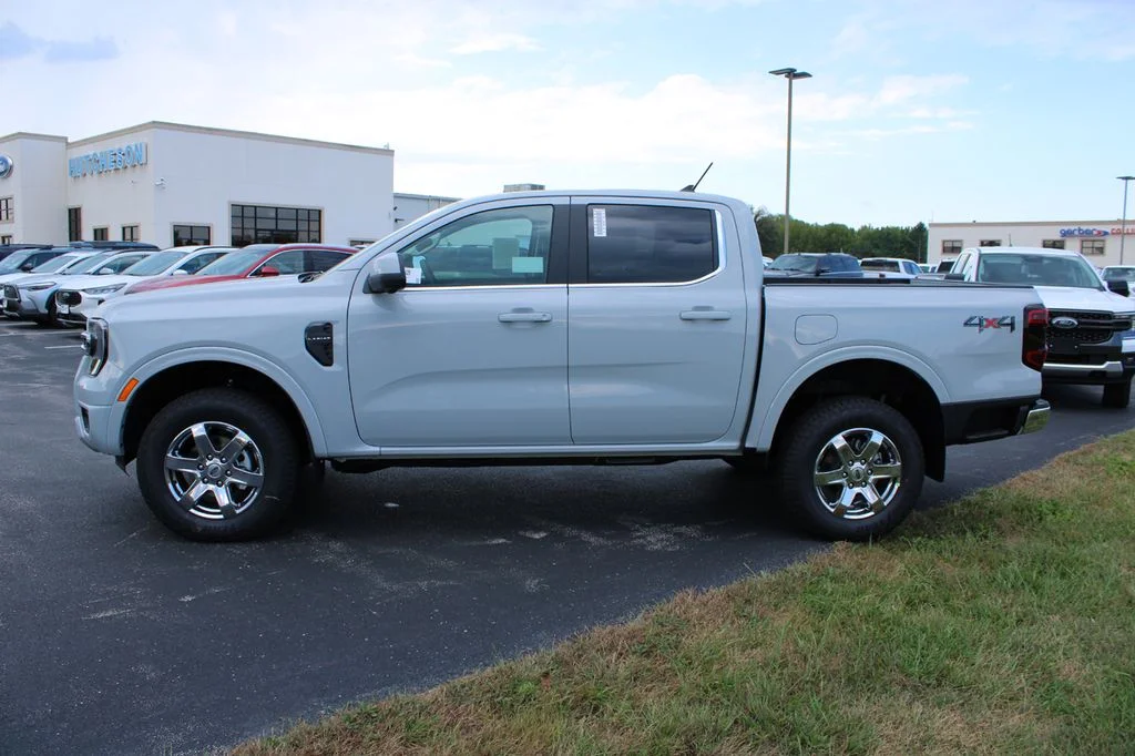 New 2026 Avalanche Ford Lariat® image 5
