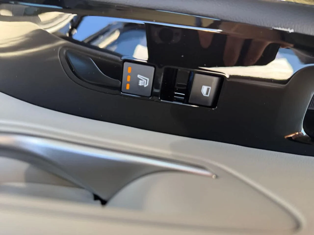 New 2026 Black Hyundai Limited AWD image 11