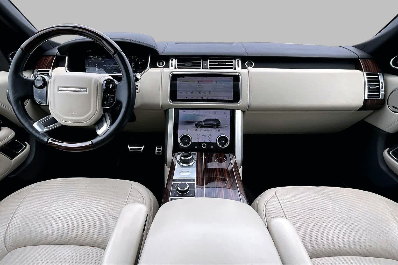 Used 2020 Santorini Black Metallic Land Rover Autobiography image 16