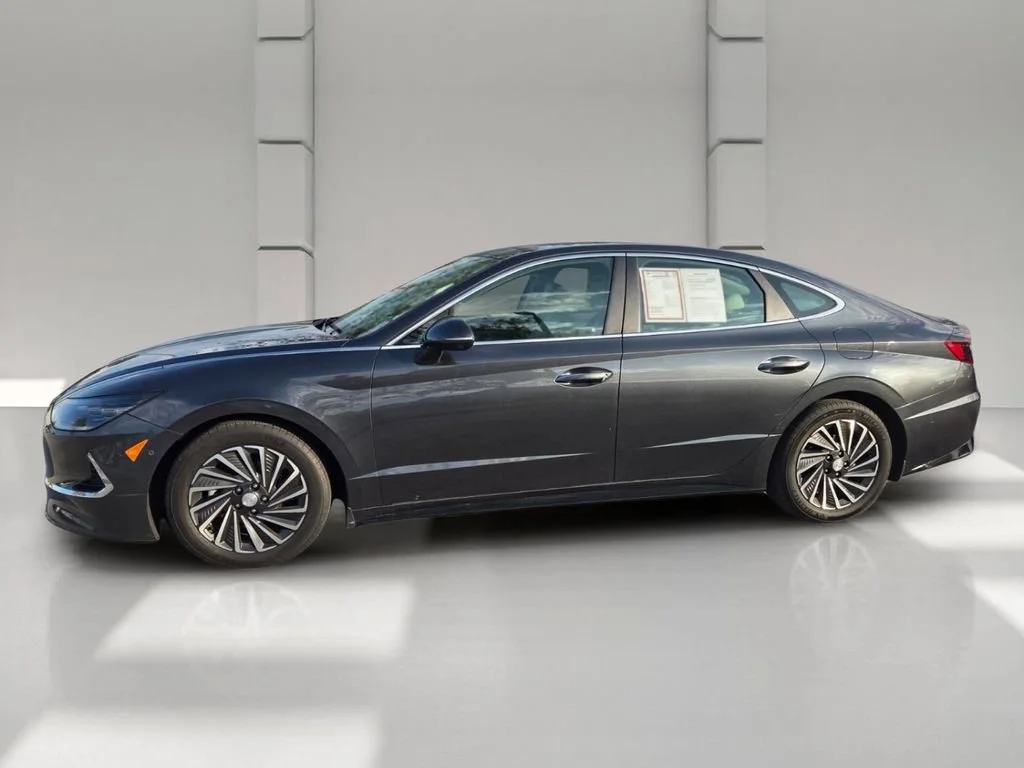 Used 2022 Portofino Gray Hyundai Limited image 7