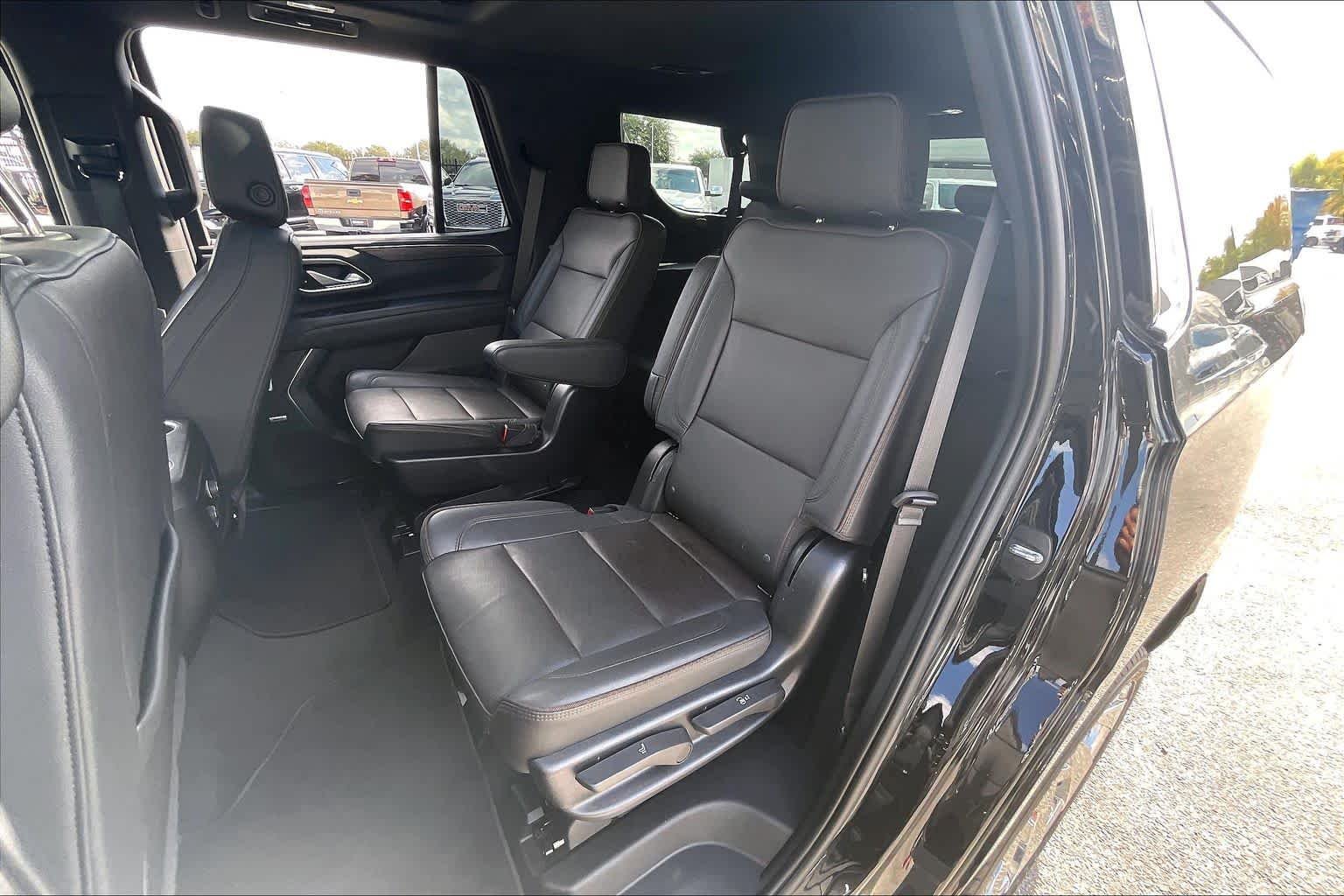 Used 2022 Black Chevrolet High Country image 18