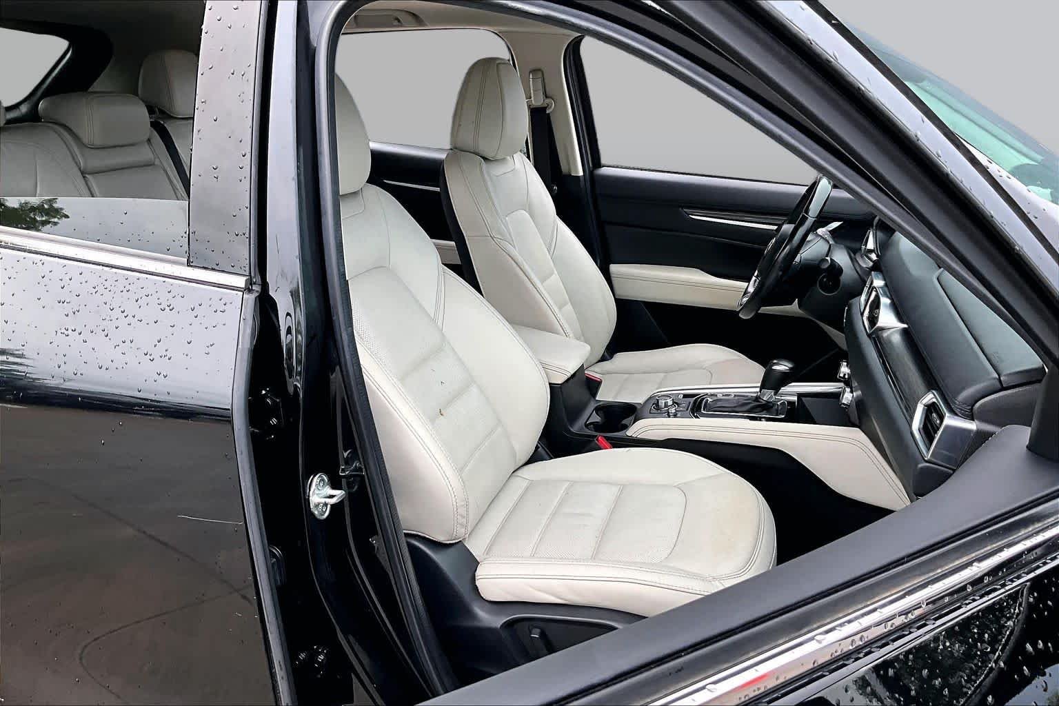 Used 2018 Jet Black Mica Mazda Grand Touring image 9