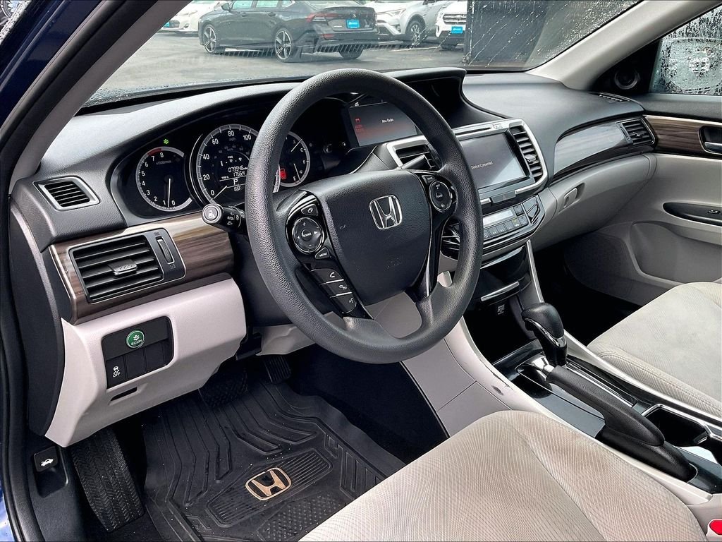 Used 2017 Obsidian Blue Pearl Honda EX image 8