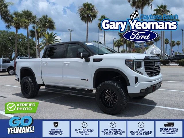 Used 2026 White GMC AT4 image 1