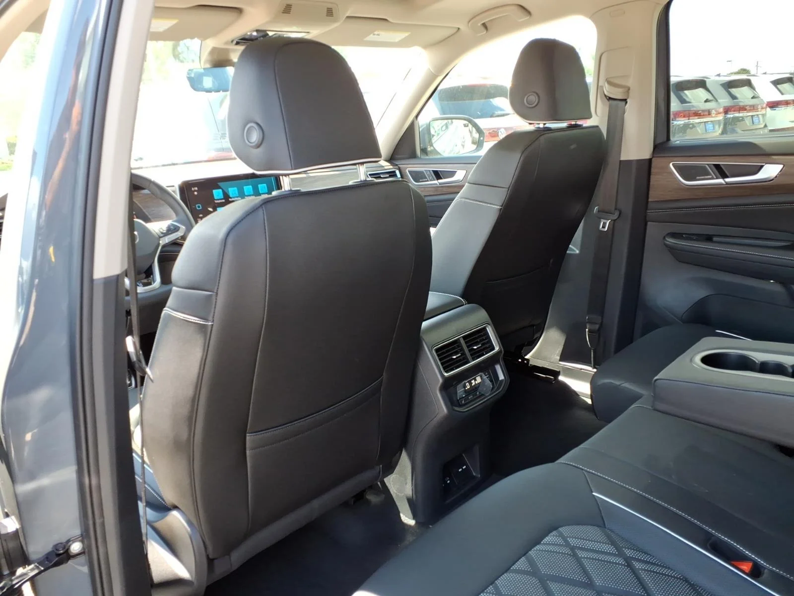 New 2026 Pure Gray Volkswagen 2.0T SEL PREMIUM R-LINE 4 image 19