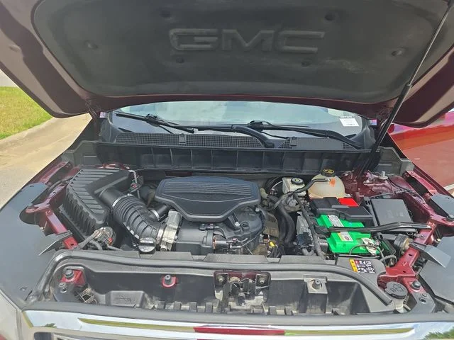 Used 2018 Red GMC Denali image 33