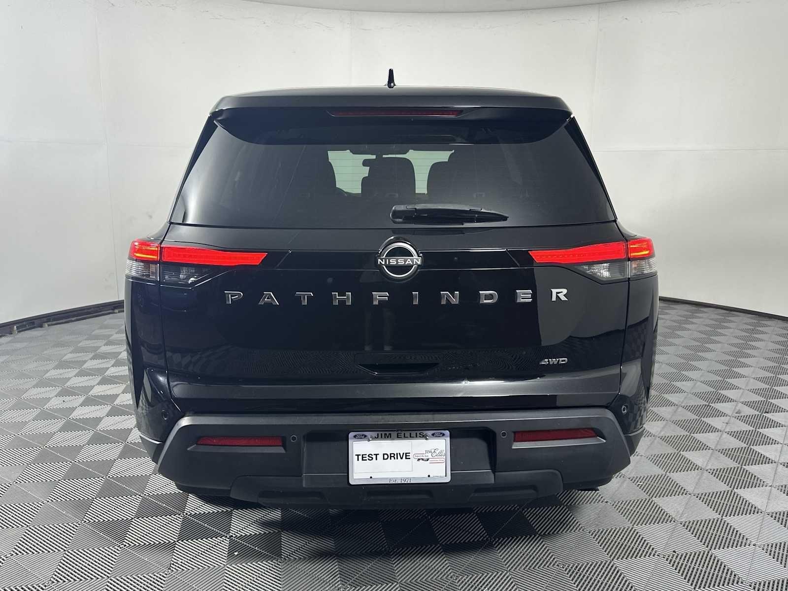 Used 2022 Super Black Nissan S image 6