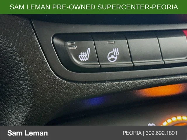 Used 2017 Blue Jeep Latitude image 19