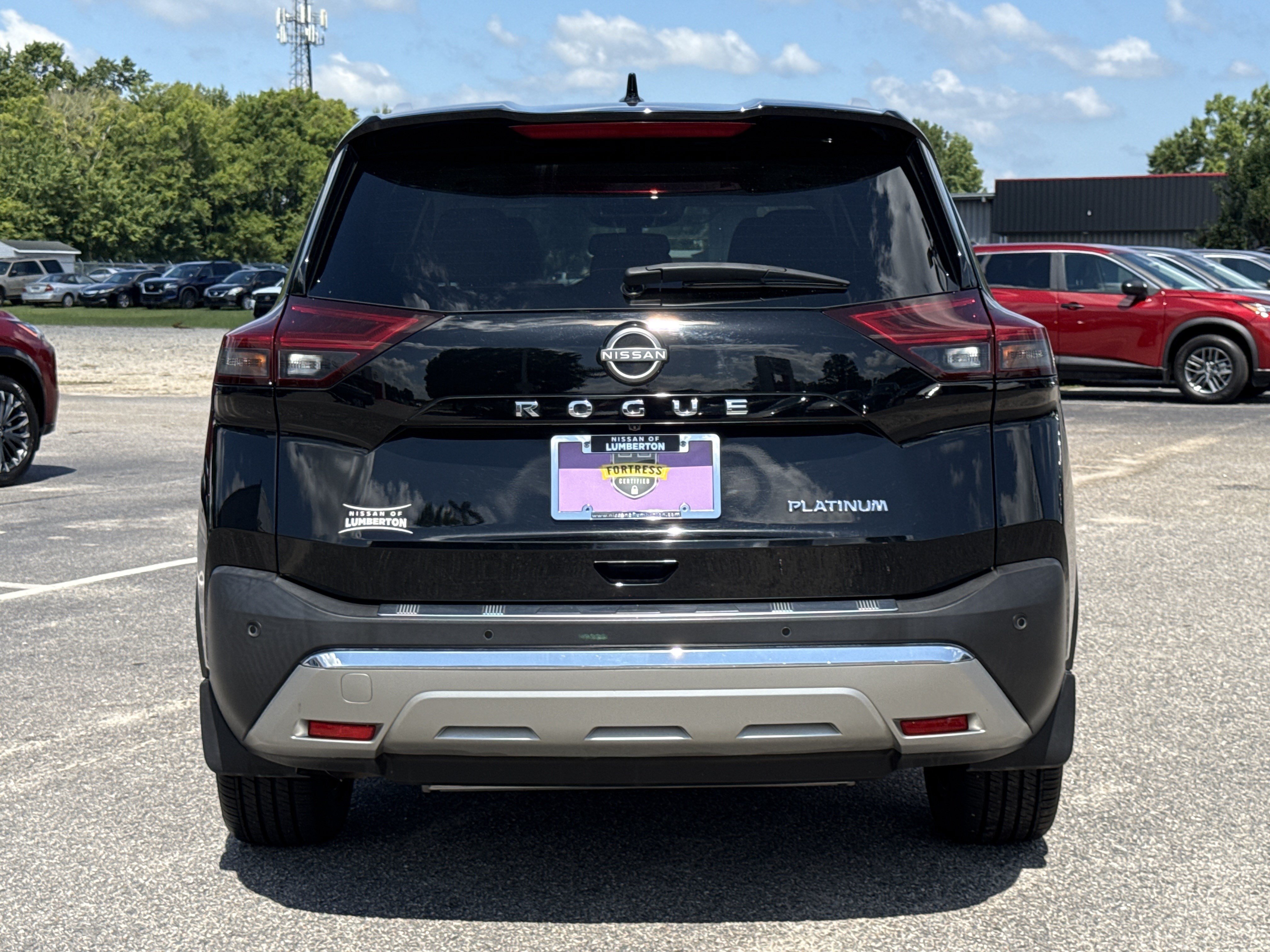 Used 2023 Super Black Nissan Platinum image 30
