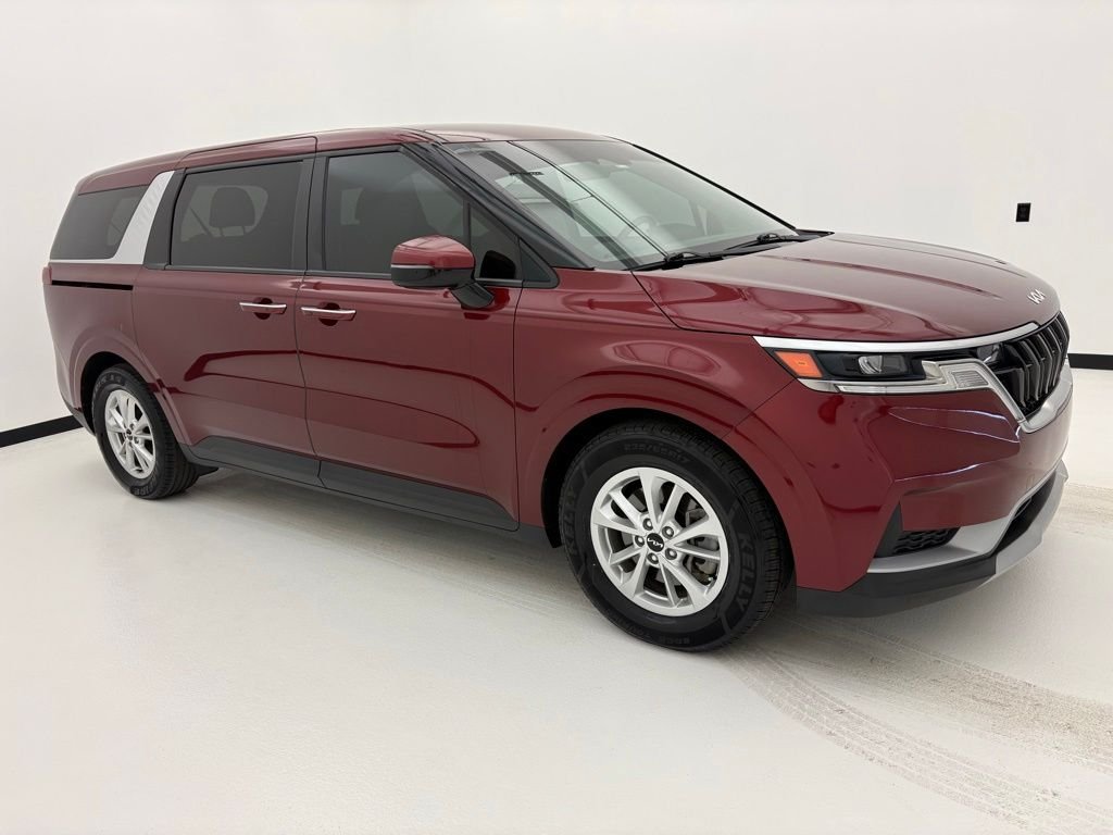 2024 Kia Sedona LX Seat Pkg's photo