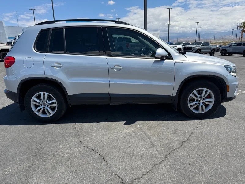 Used 2016 Volkswagen Tiguan S with VIN WVGBV7AX5GW575843 for sale in Pahrump, NV