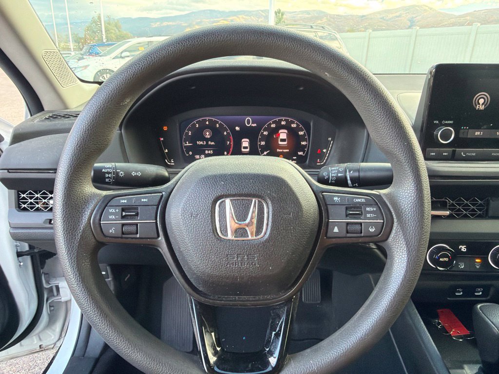 Used 2024 Platinum White Pearl Honda EX image 22