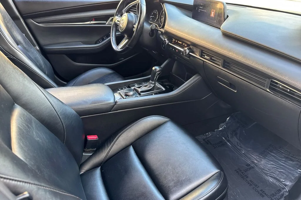 Used 2019 Crystal Blue Mazda Preferred image 16