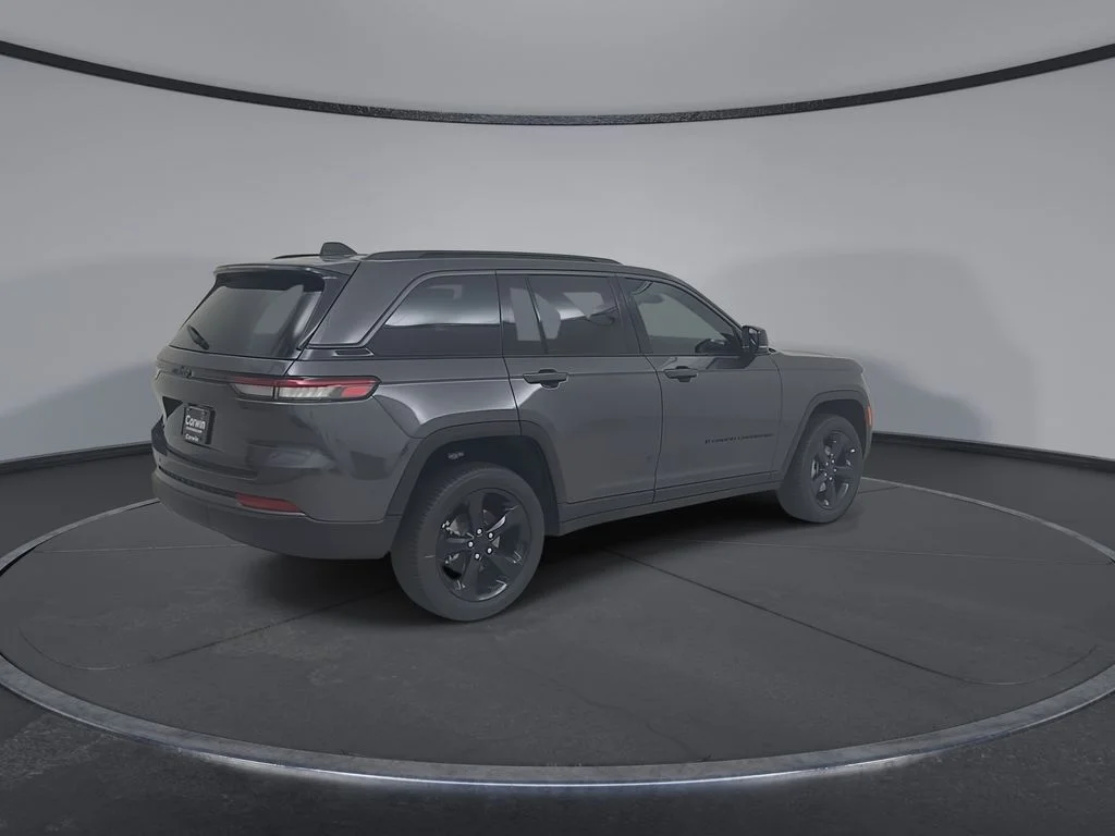 New 2026 Baltic Gray Metallic Clear-Coat Exterior Paint Jeep Limited image 15