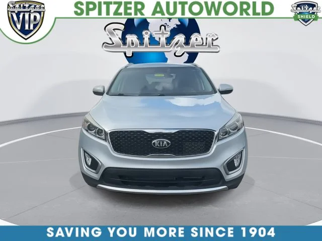 Used 2017 Silver Kia EX image 3