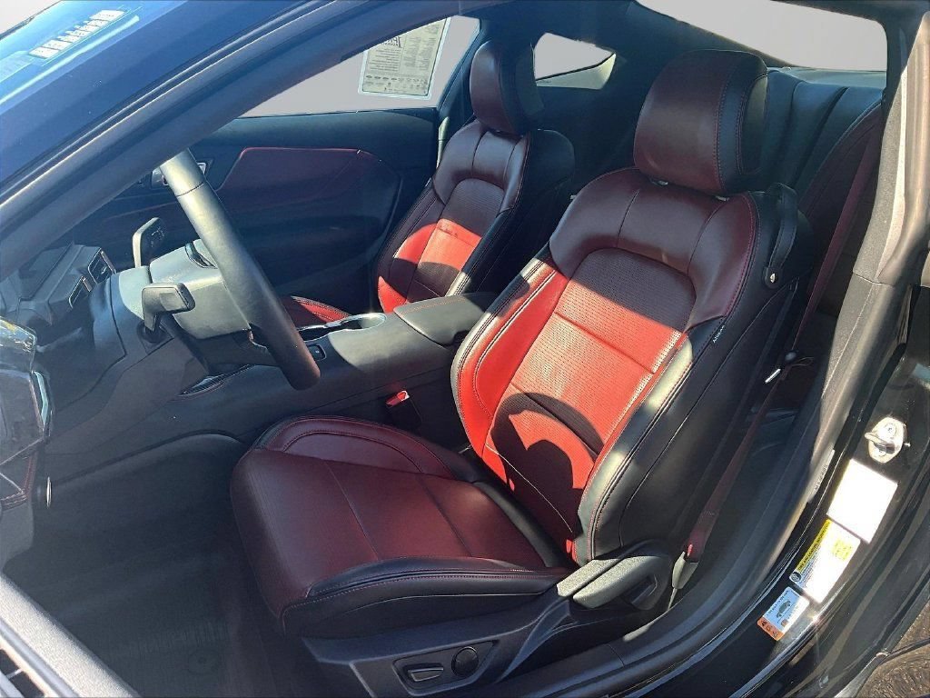 Used 2025 Black Ford GT Premium image 23
