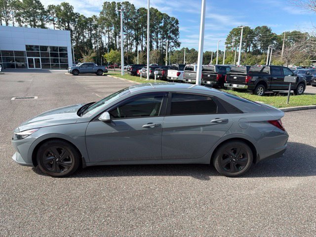 Certified Used 2022 Gray Hyundai SEL image 10
