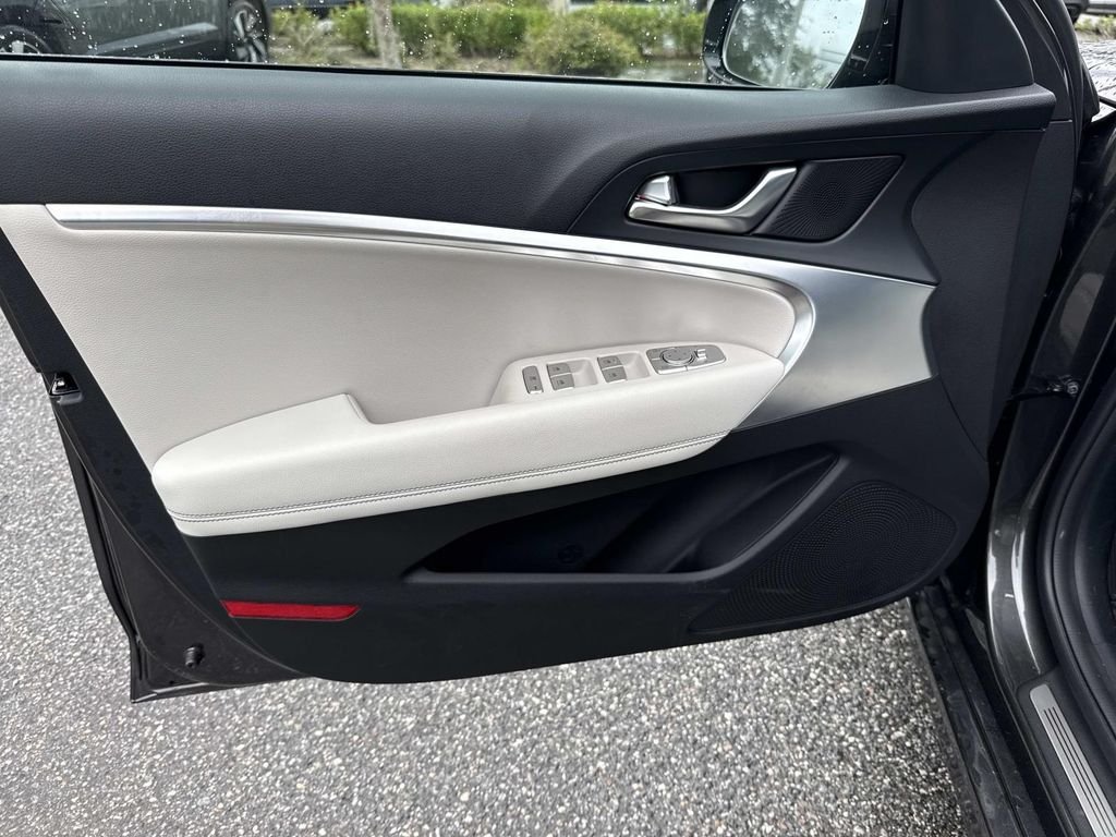 Used 2025 Gray Genesis 2.5T image 20