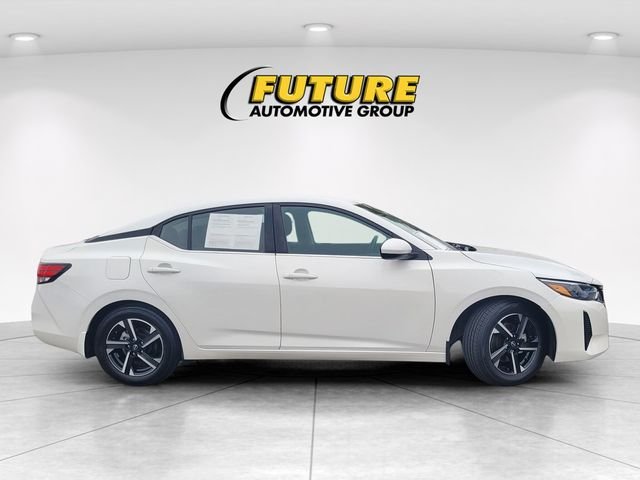 Used 2024 White Nissan SV image 3