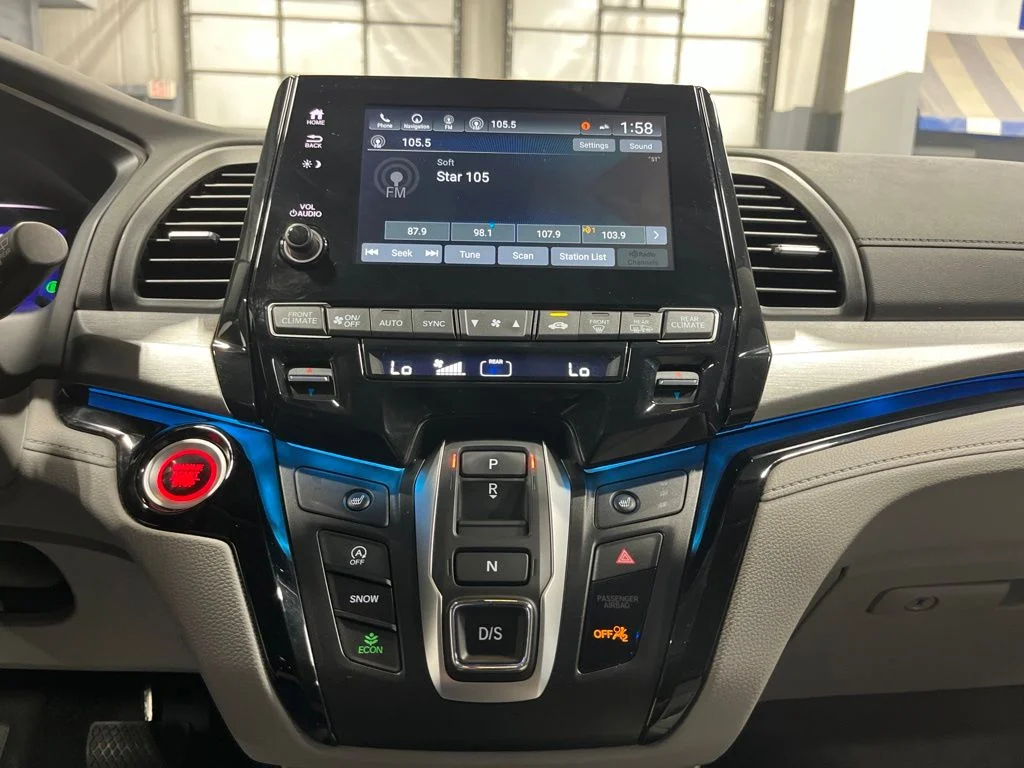 2024 Honda Odyssey Touring - Photo 25