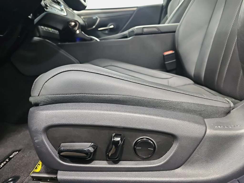 Used 2024 White Lexus 350 F Sport image 31