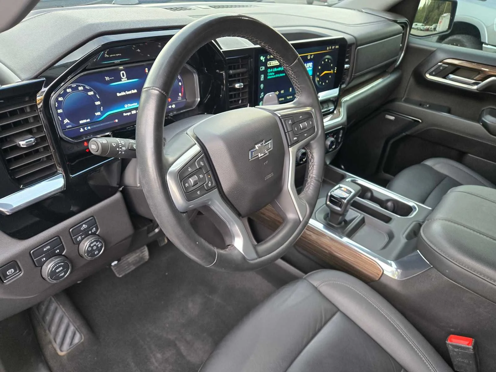 2024 Chevrolet Silverado 1500 RST - Photo 11