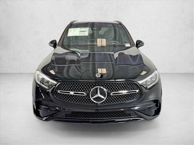 New 2026 Black Mercedes-Benz GLC 300 image 31