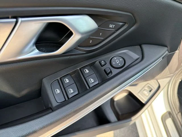 2023 BMW 3 Series 330i - Photo 18