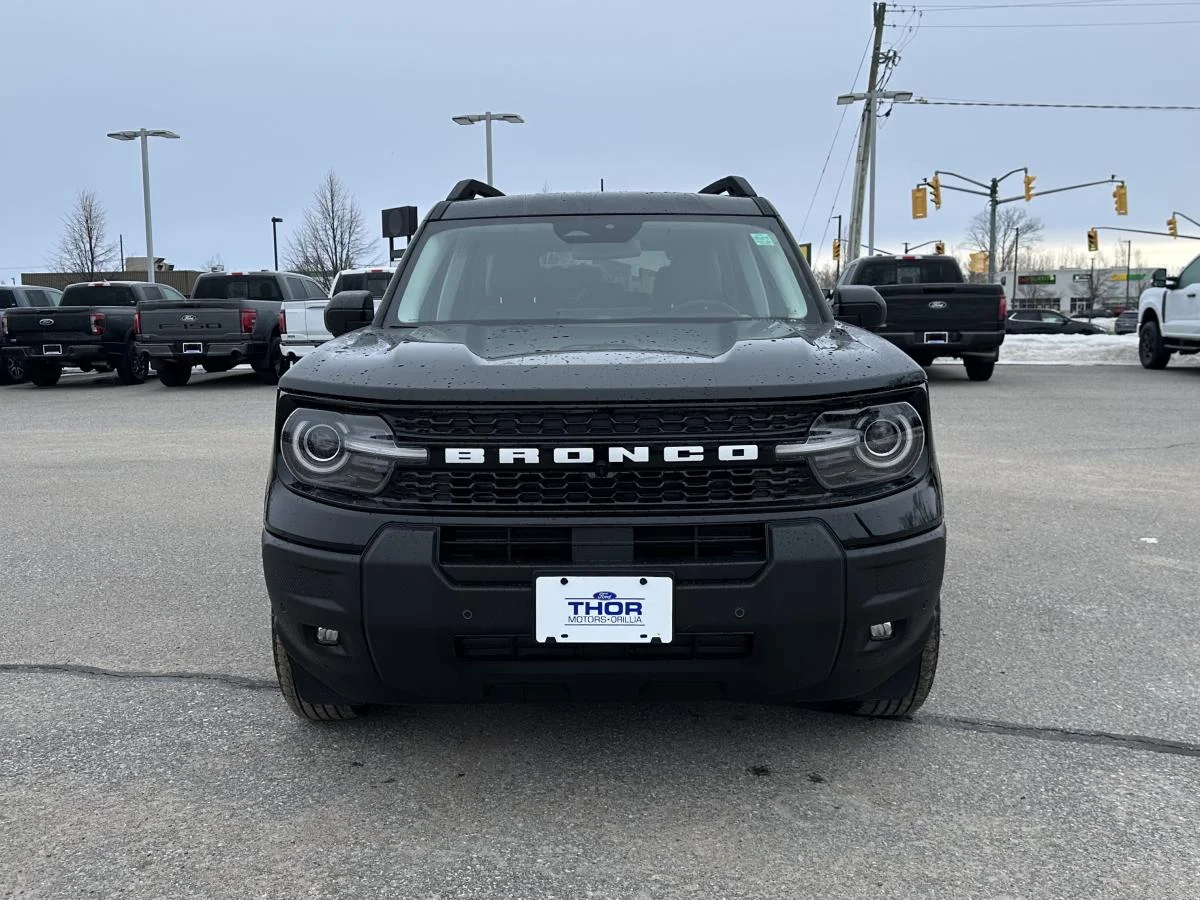 New 2026 Black Ford Outer Banks image 2