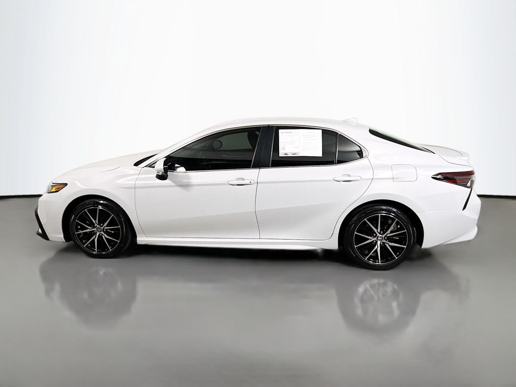 Used 2023 Ice Edge Toyota SE image 4