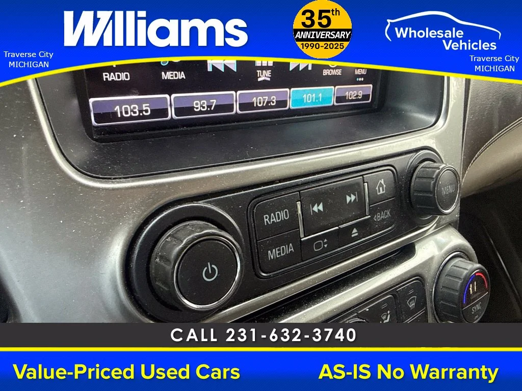 Used 2016 Summit White Chevrolet LS image 33